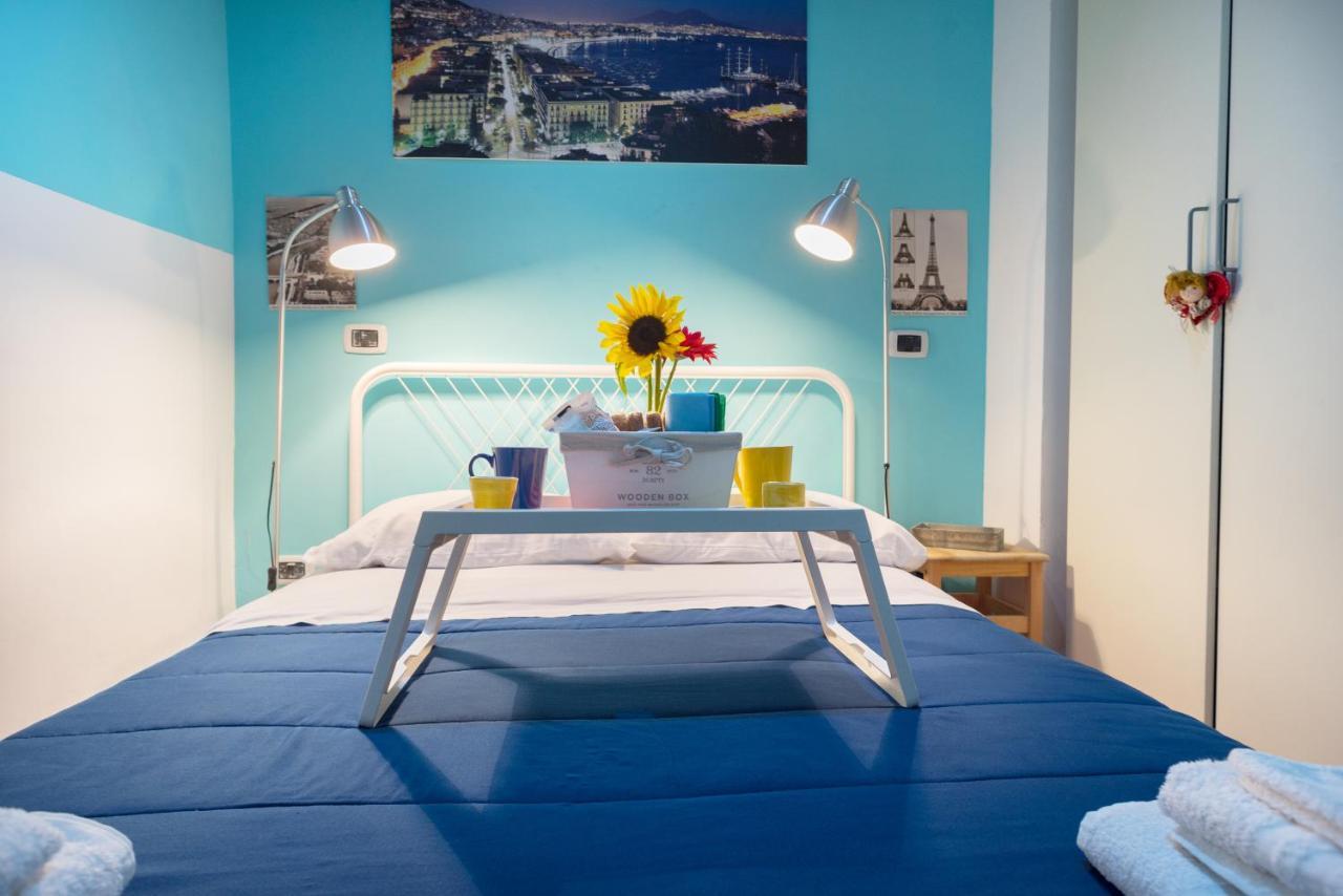 Bobbo House Apartment Наполи Екстериор снимка