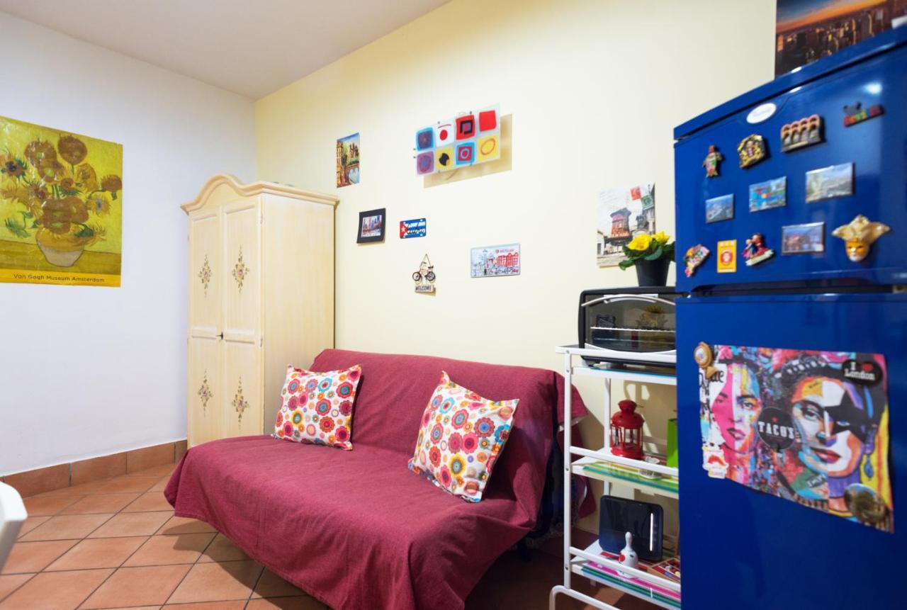 Bobbo House Apartment Наполи Екстериор снимка