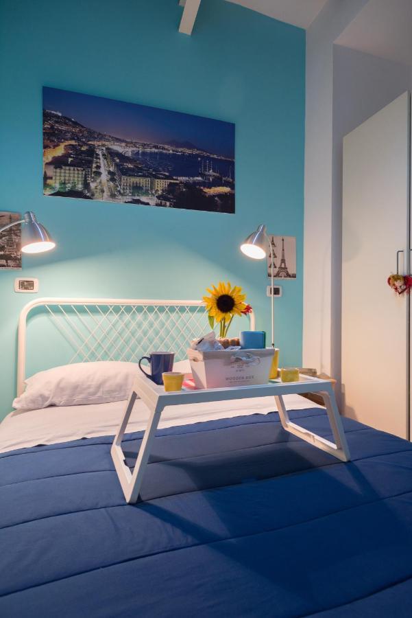 Bobbo House Apartment Наполи Екстериор снимка